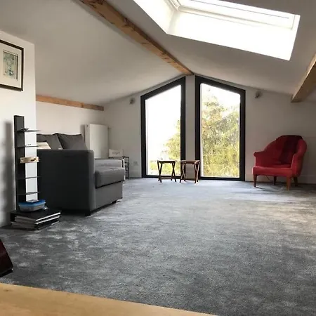 Maison De Vacances 200m2 Vue Lac Et Chateau *