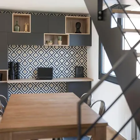 Вилла Maison De Vacances 200m2 Vue Lac Et Chateau *